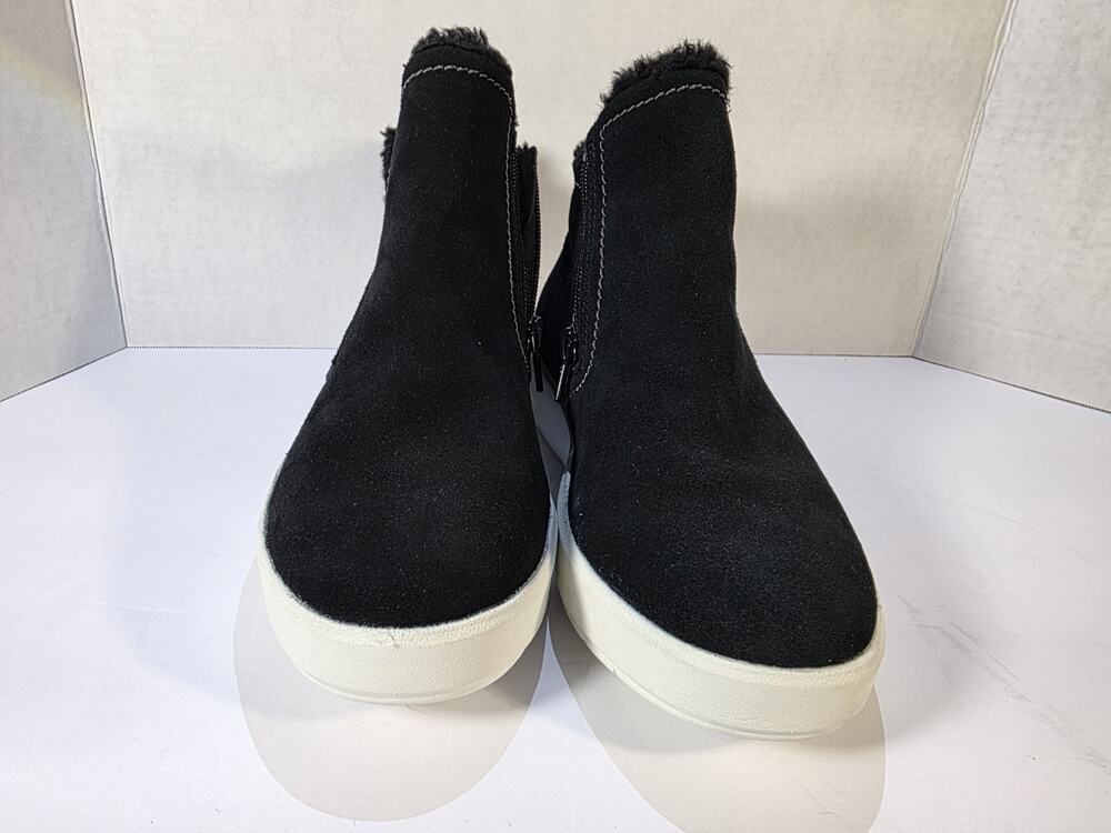 Clarks Layton Star Womens 6.5 Black Suede Faux Fur Zip Ankle Boots Wedge